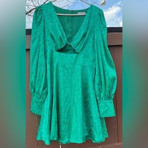 Elegant Green Long Sleeve Dress